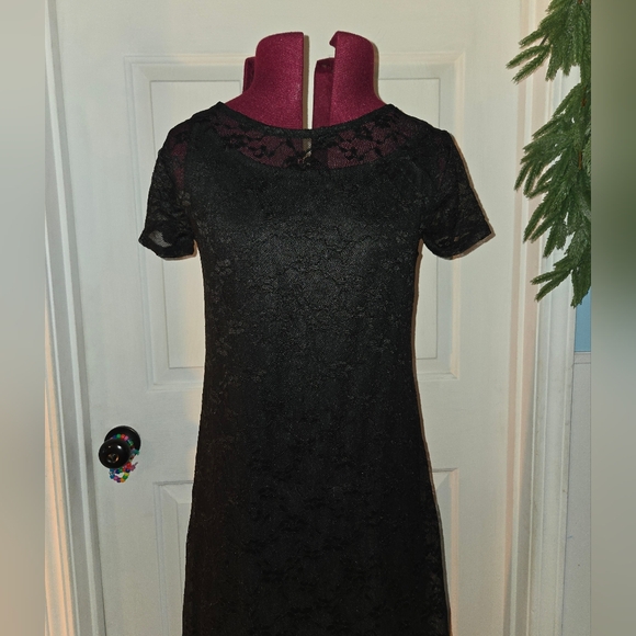 wild fable Dresses & Skirts - Wild Fable Black Maxi Semi Backless Lace Dress With Slit Medium